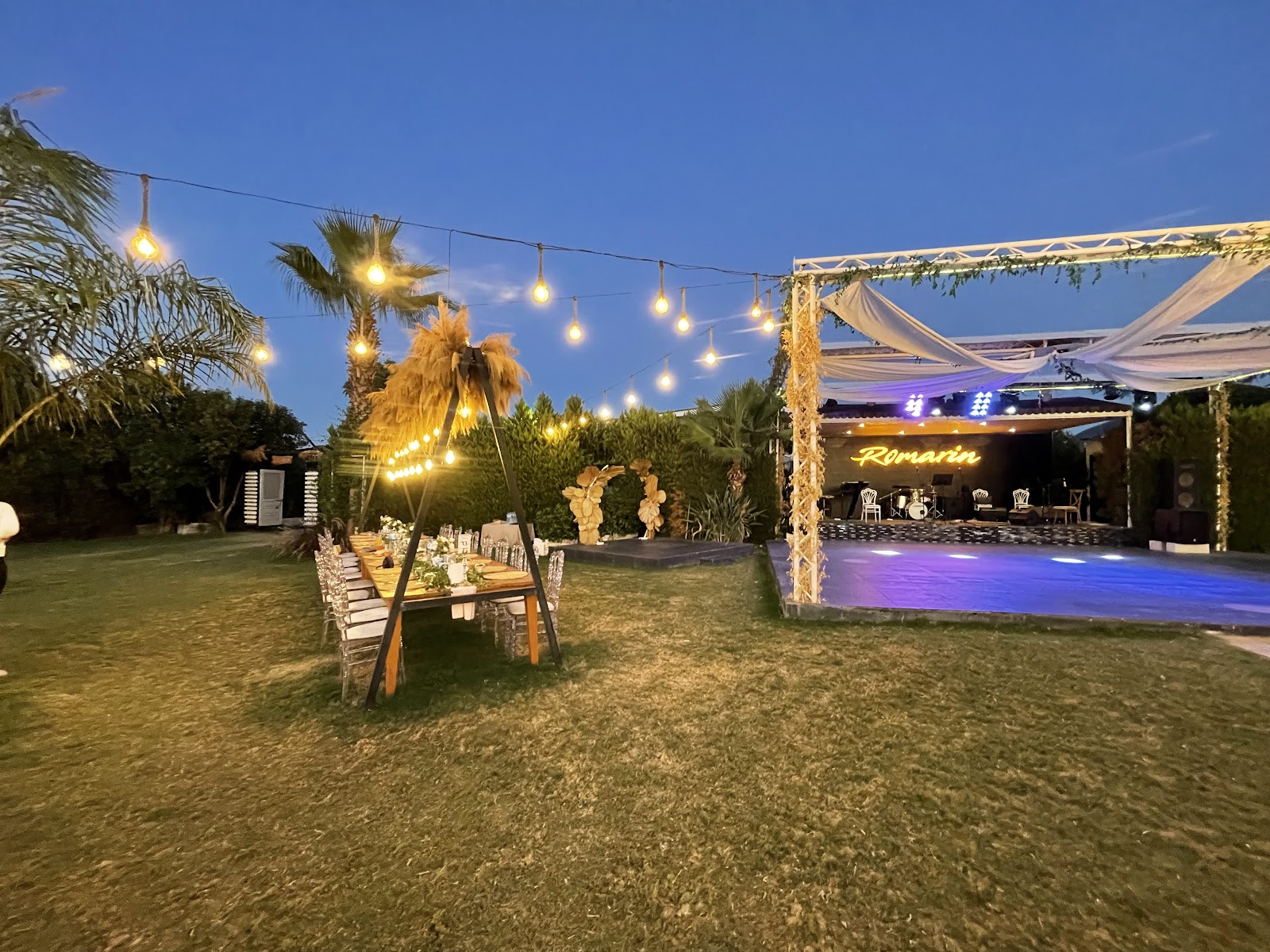 Bordo Restaurant — Narlıdere, İzmir kır düğünü mekanı görsel 1