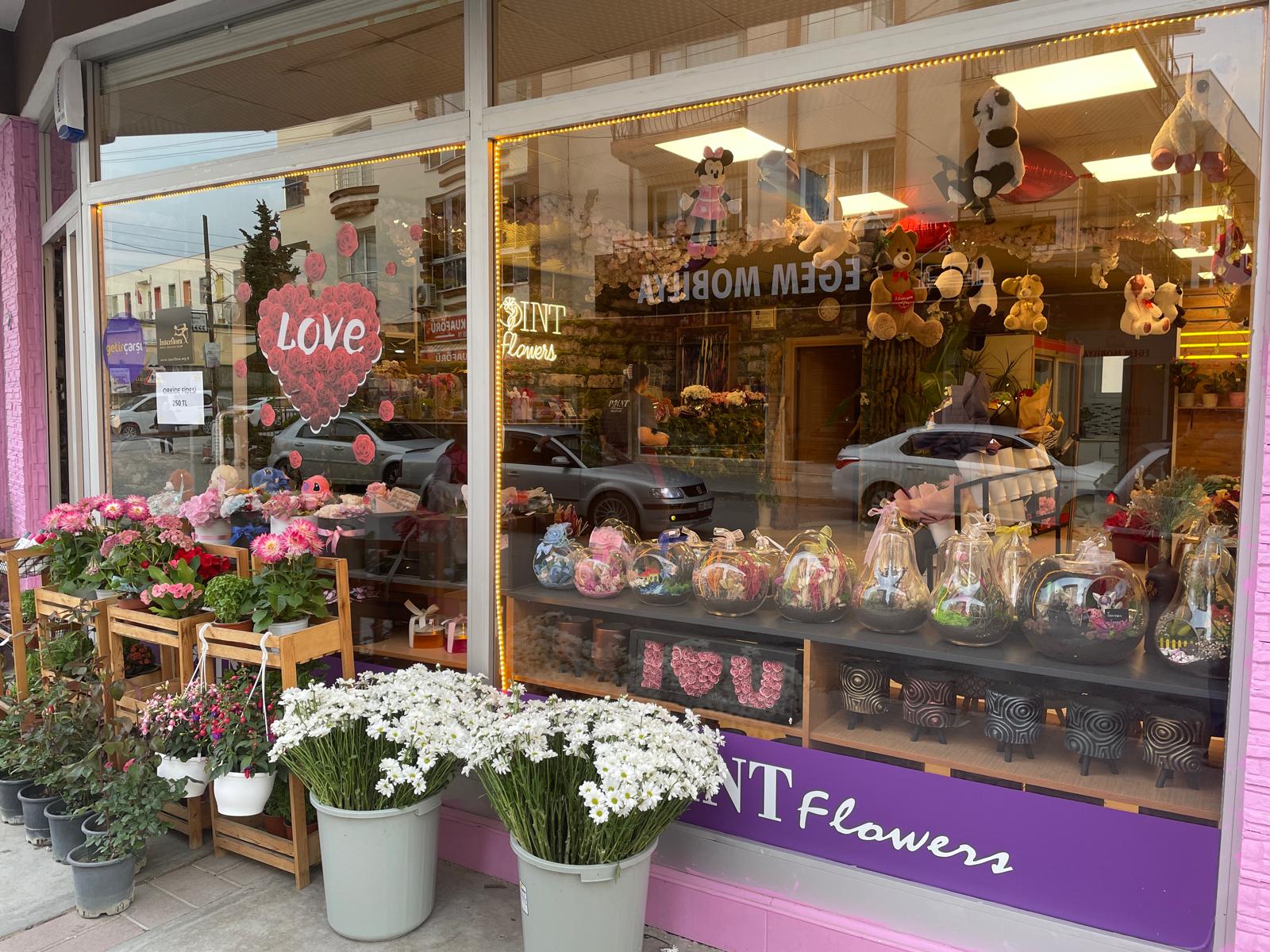 Buca Çiçekçi - Point Flowers kır düğünü mekanı — Buca
