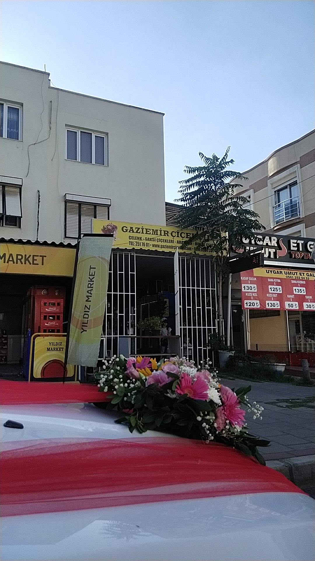 Gaziemir Çiçekçilik kır düğünü mekanı — Gaziemir