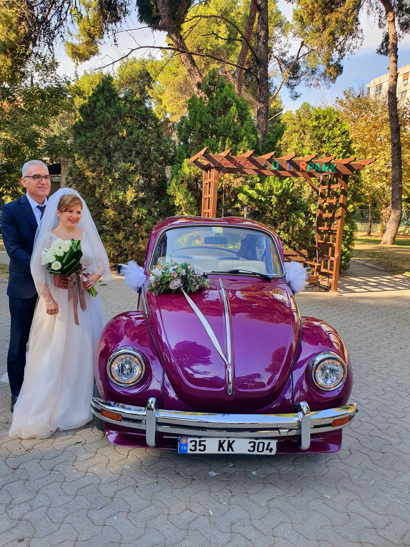 Gelin Arabasi İzmir ( Kiralık Vosvos, Vip, Klasik Düğün Arabası)