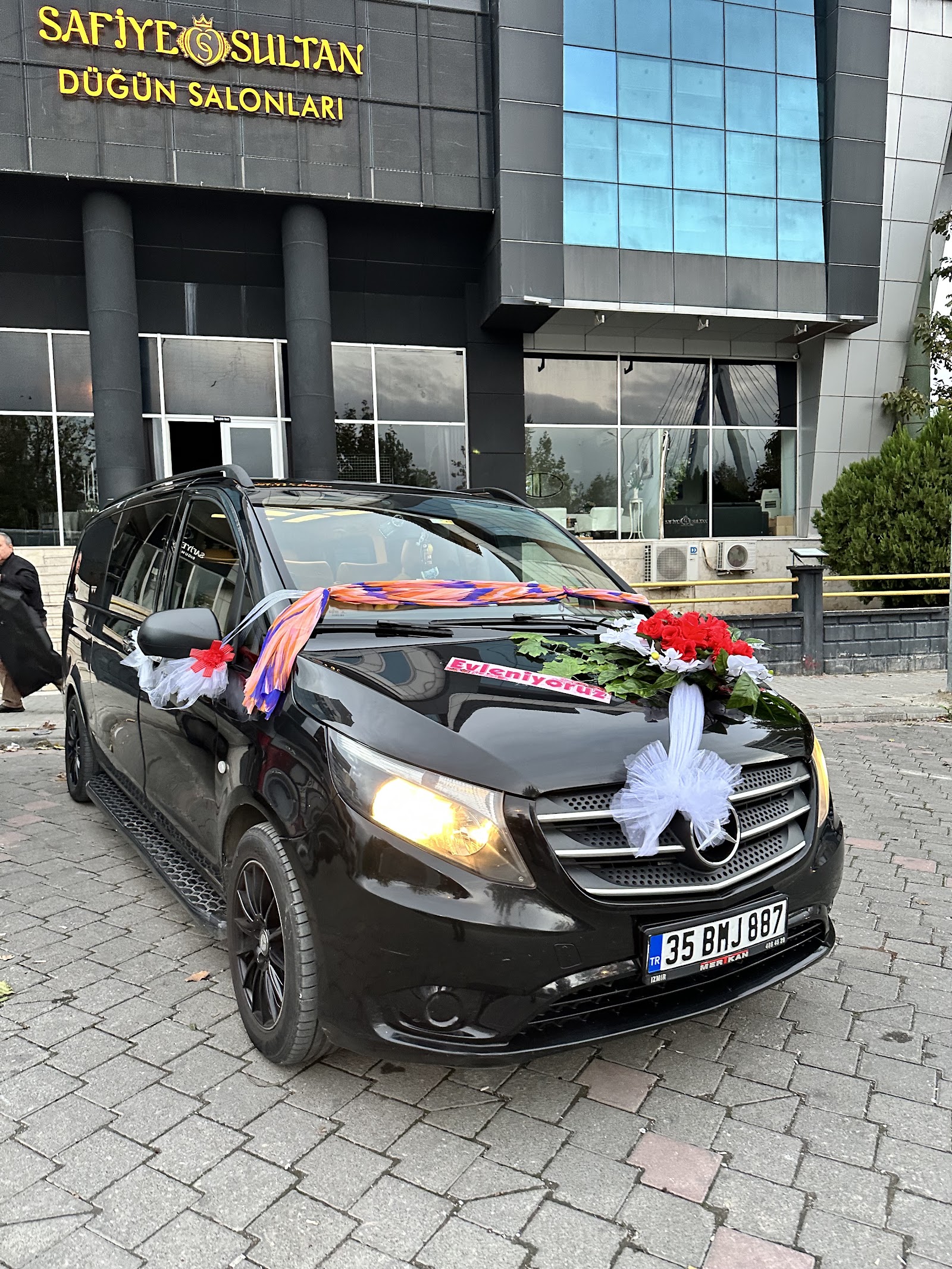 İzmir Gelin Düğün arabası Kiralama