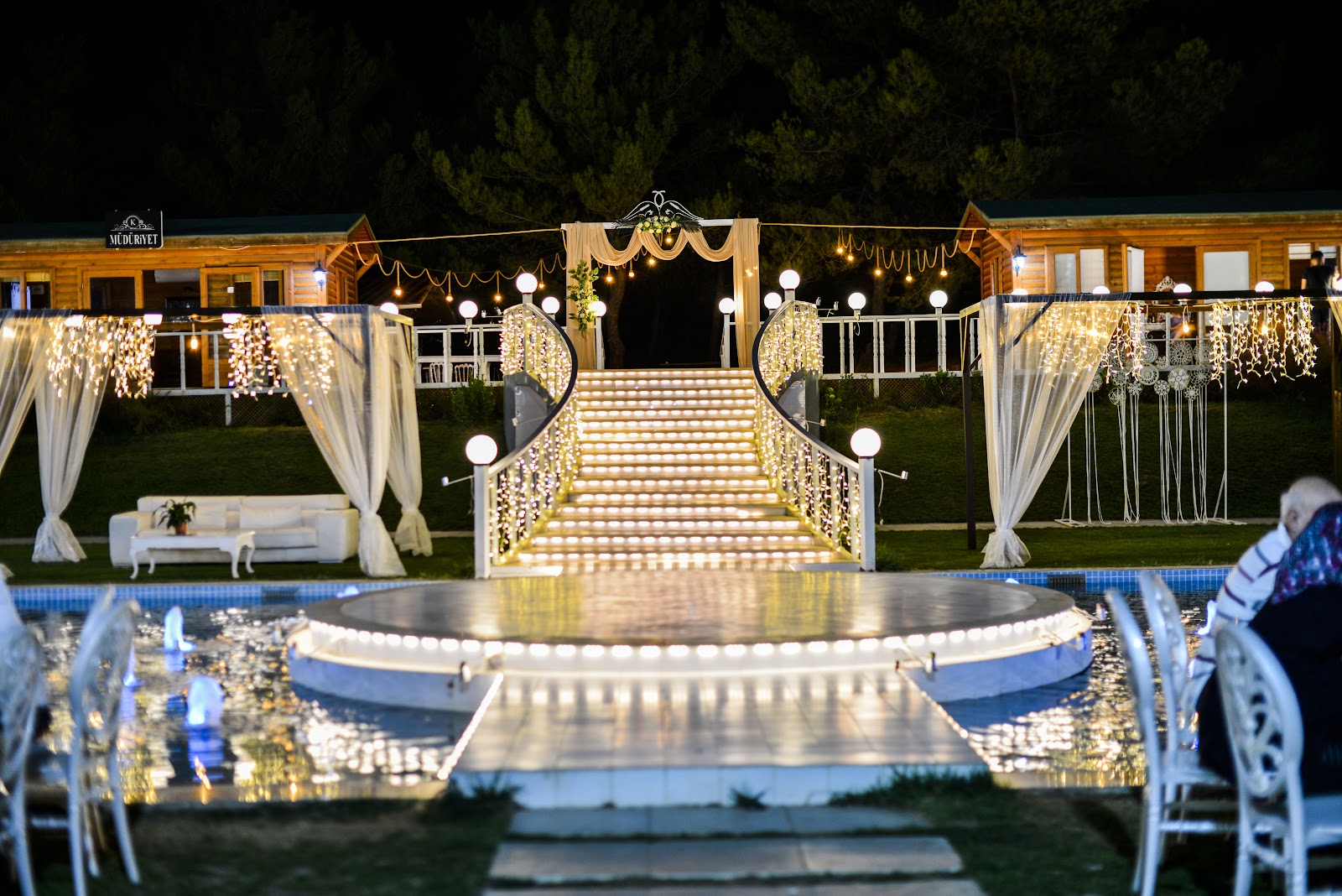 Karnaval Luxury — Buca, İzmir kır düğünü mekanı görsel 4