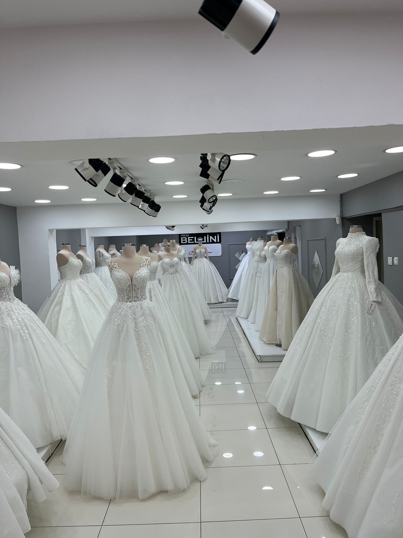 Miss Bellini İzmir Gelinlik Atölyesi