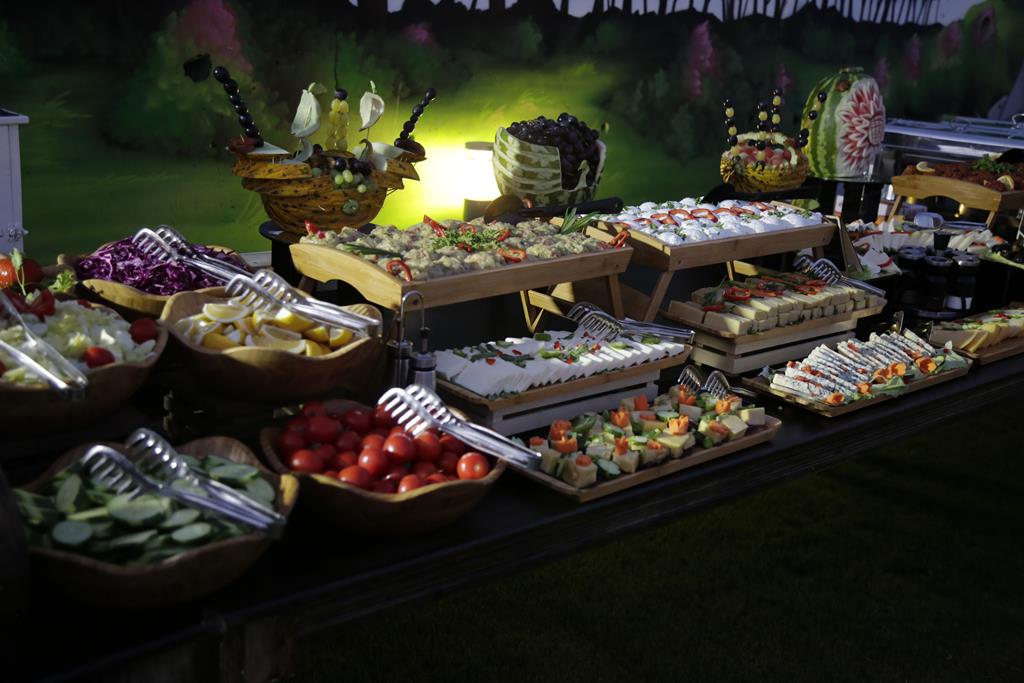 Myna Catering