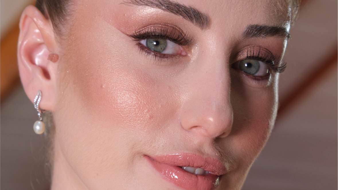 Tavlan Hair Makeup kır düğünü mekanı — Karşıyaka